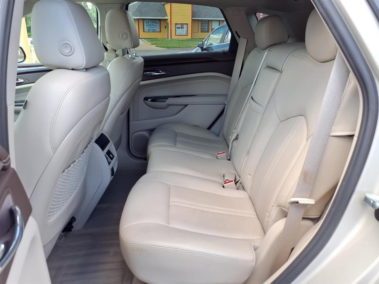 Cadillac SRX Luxury Collection 2013