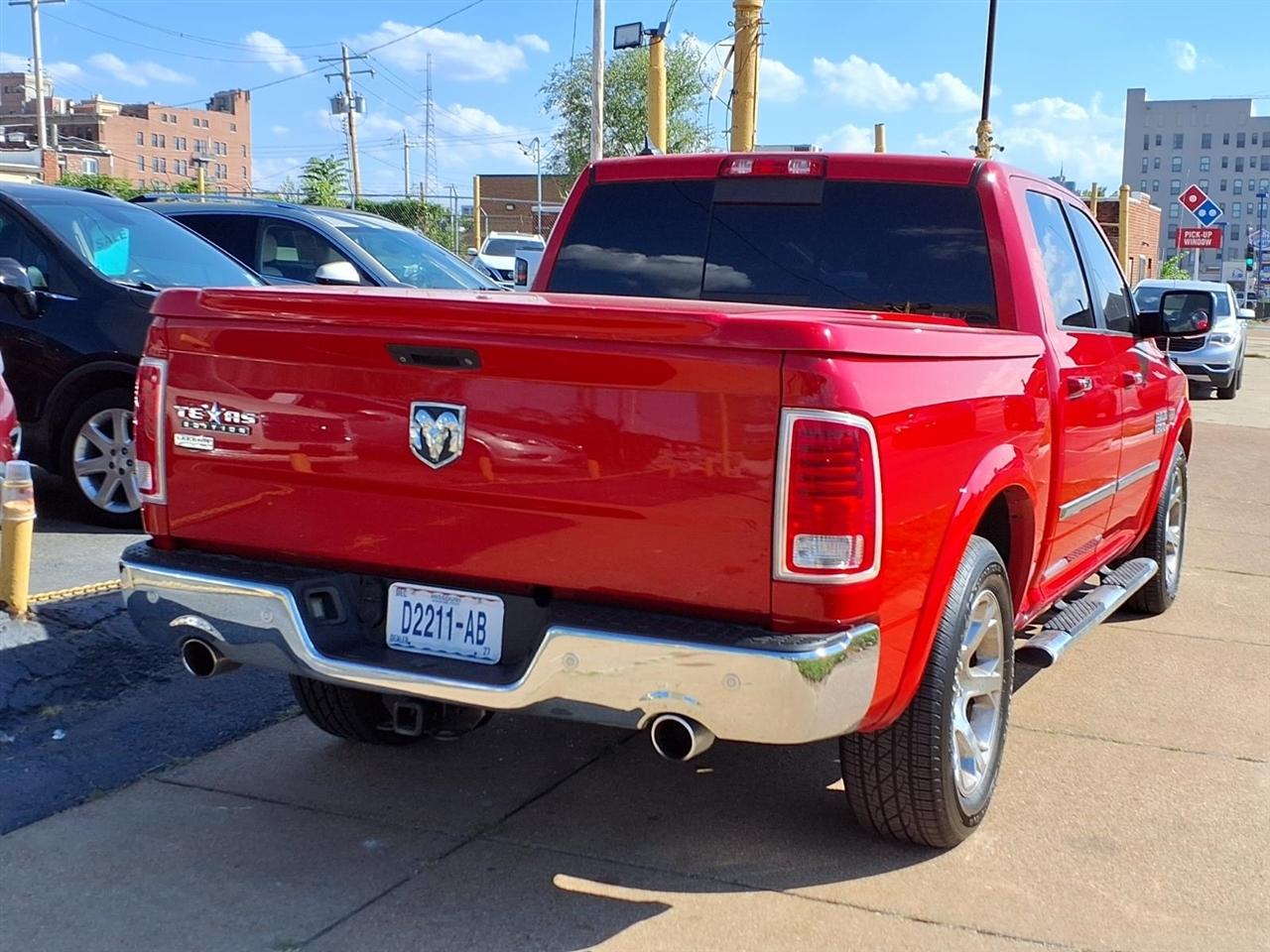 RAM 1500 Laramie Crew Cab SWB 2WD 2016