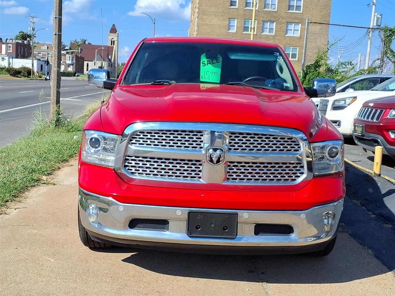 RAM 1500 Laramie Crew Cab SWB 2WD 2016