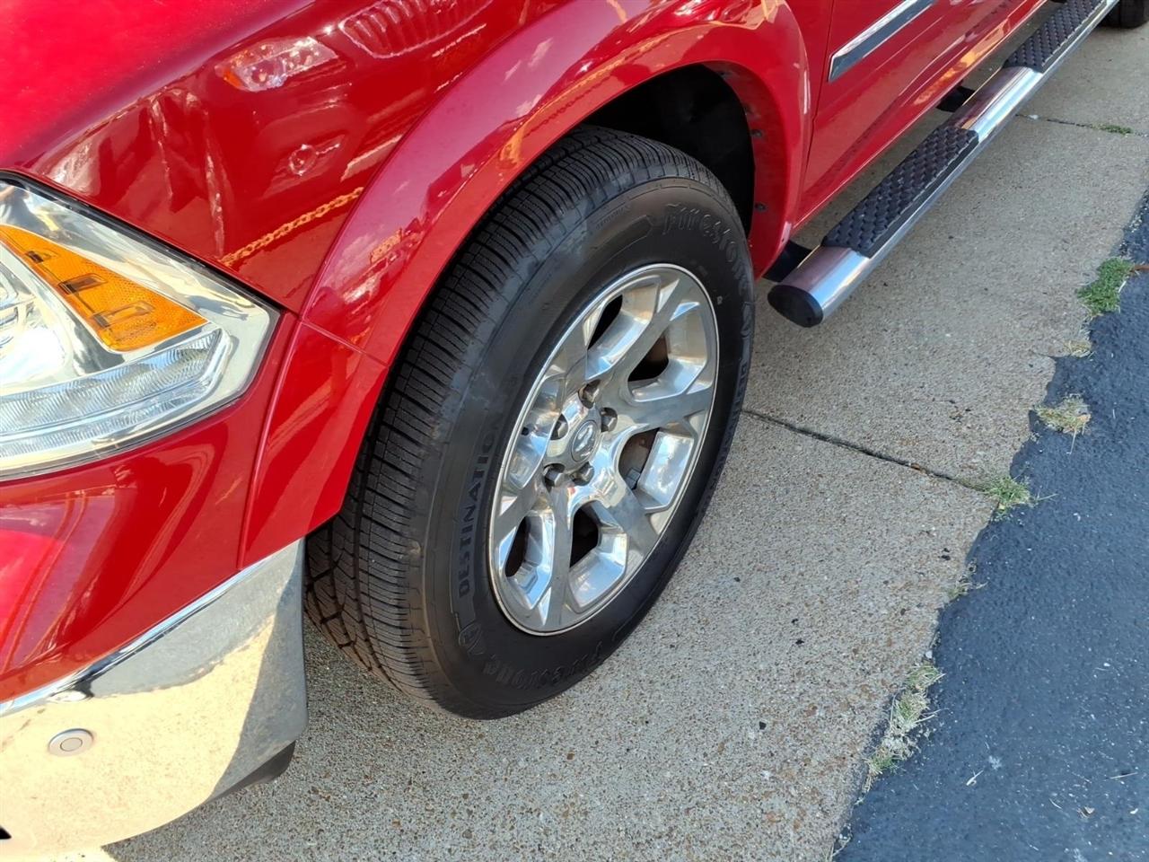 RAM 1500 Laramie Crew Cab SWB 2WD 2016