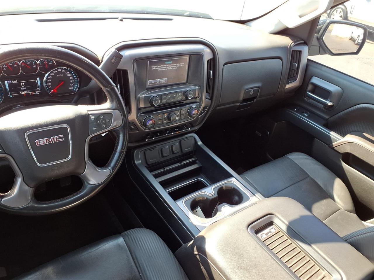 GMC Sierra 1500 SLT Crew Cab Long Box 4WD 2017