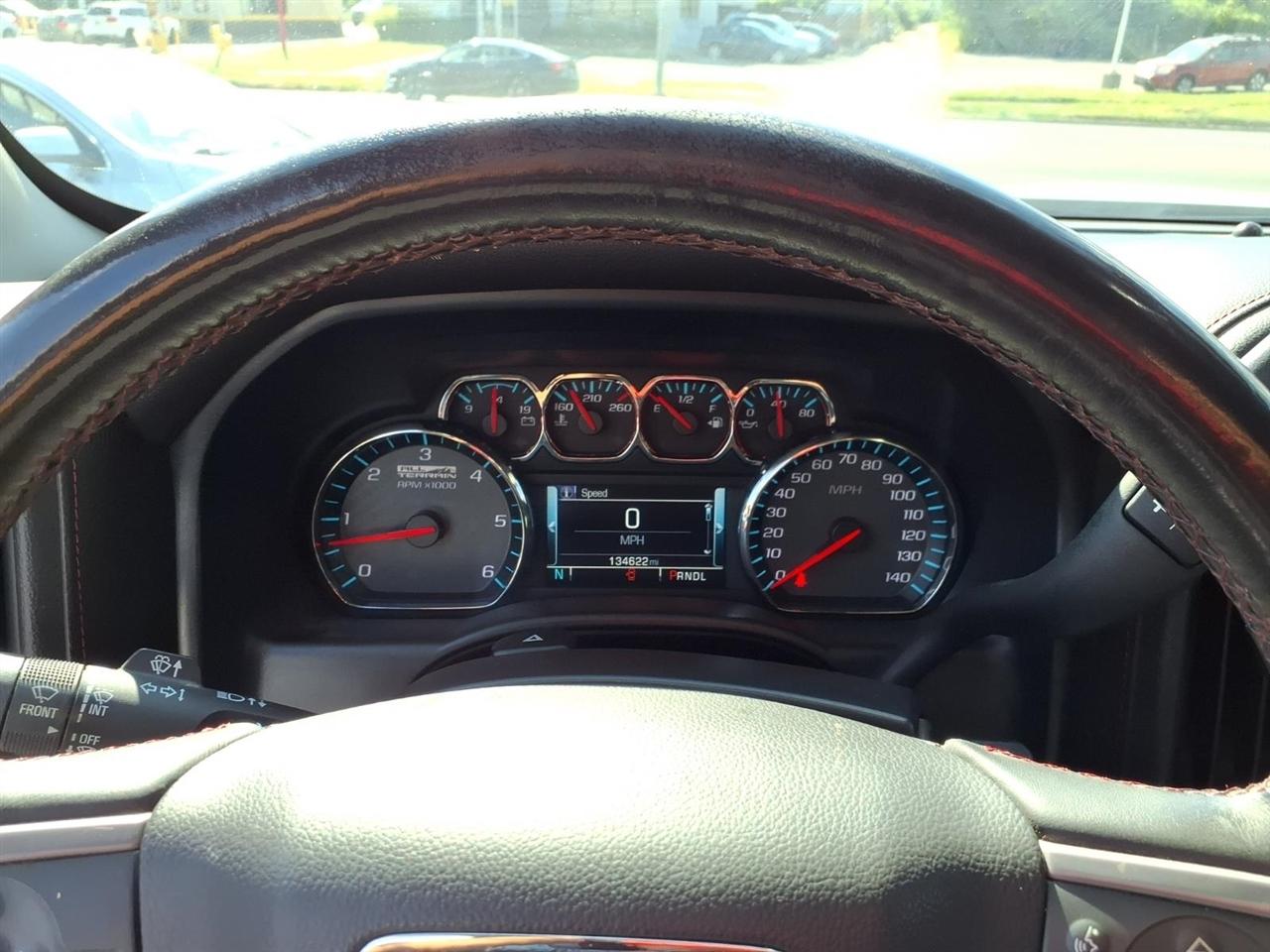 GMC Sierra 1500 SLT Crew Cab Long Box 4WD 2017
