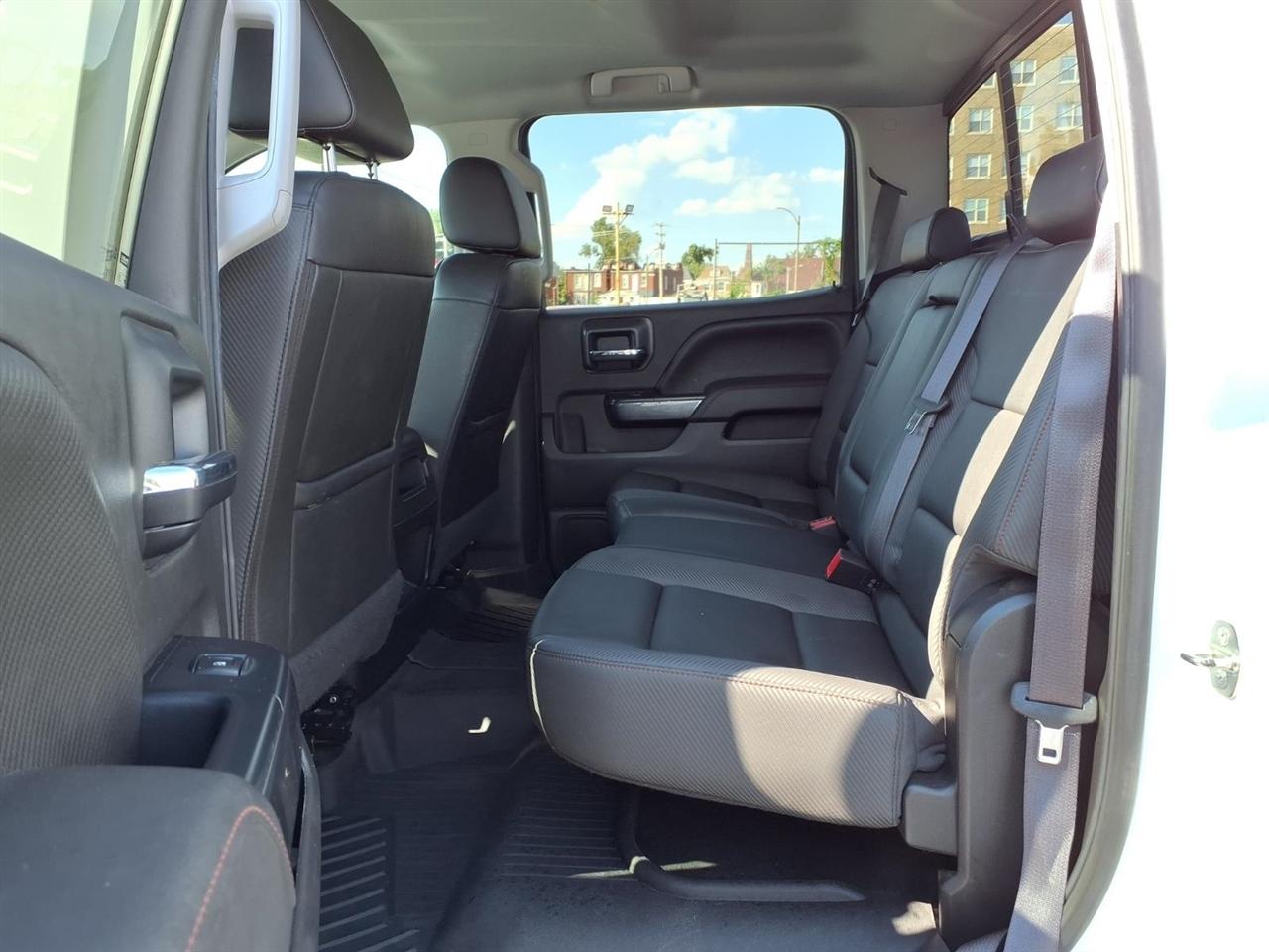GMC Sierra 1500 SLT Crew Cab Long Box 4WD 2017