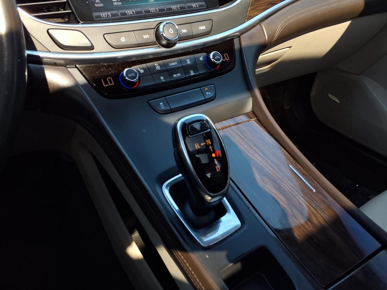 Buick LaCrosse Essence 2017