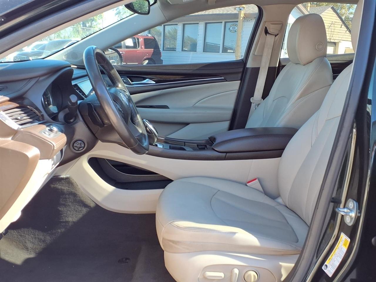 Buick LaCrosse Essence 2017