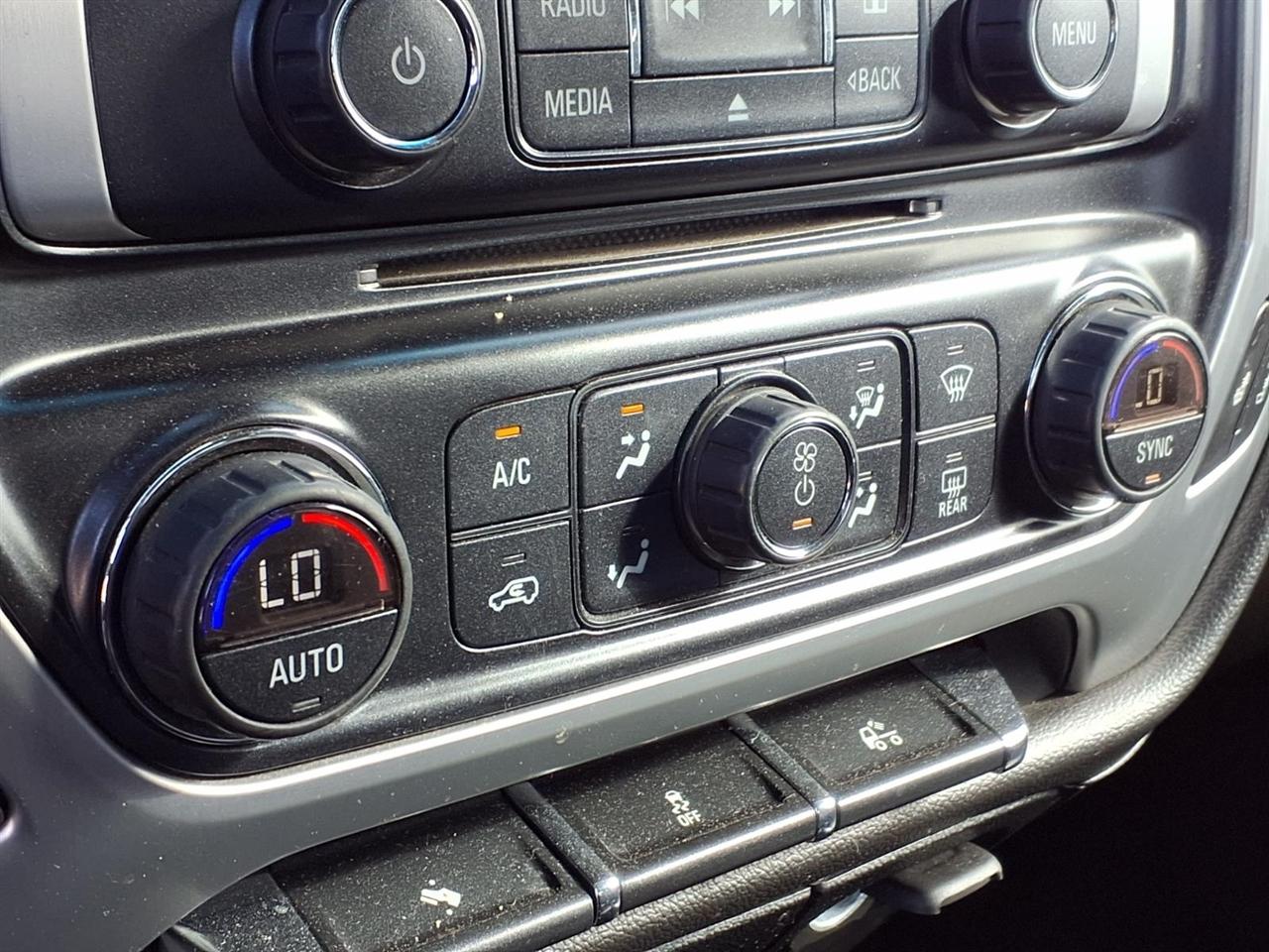 GMC Sierra 1500 SLT Crew Cab 4WD 2014