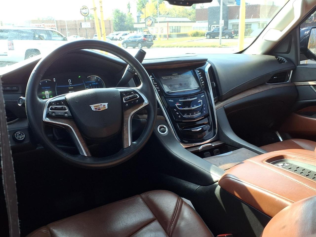 Cadillac Escalade Premium 4WD 2016