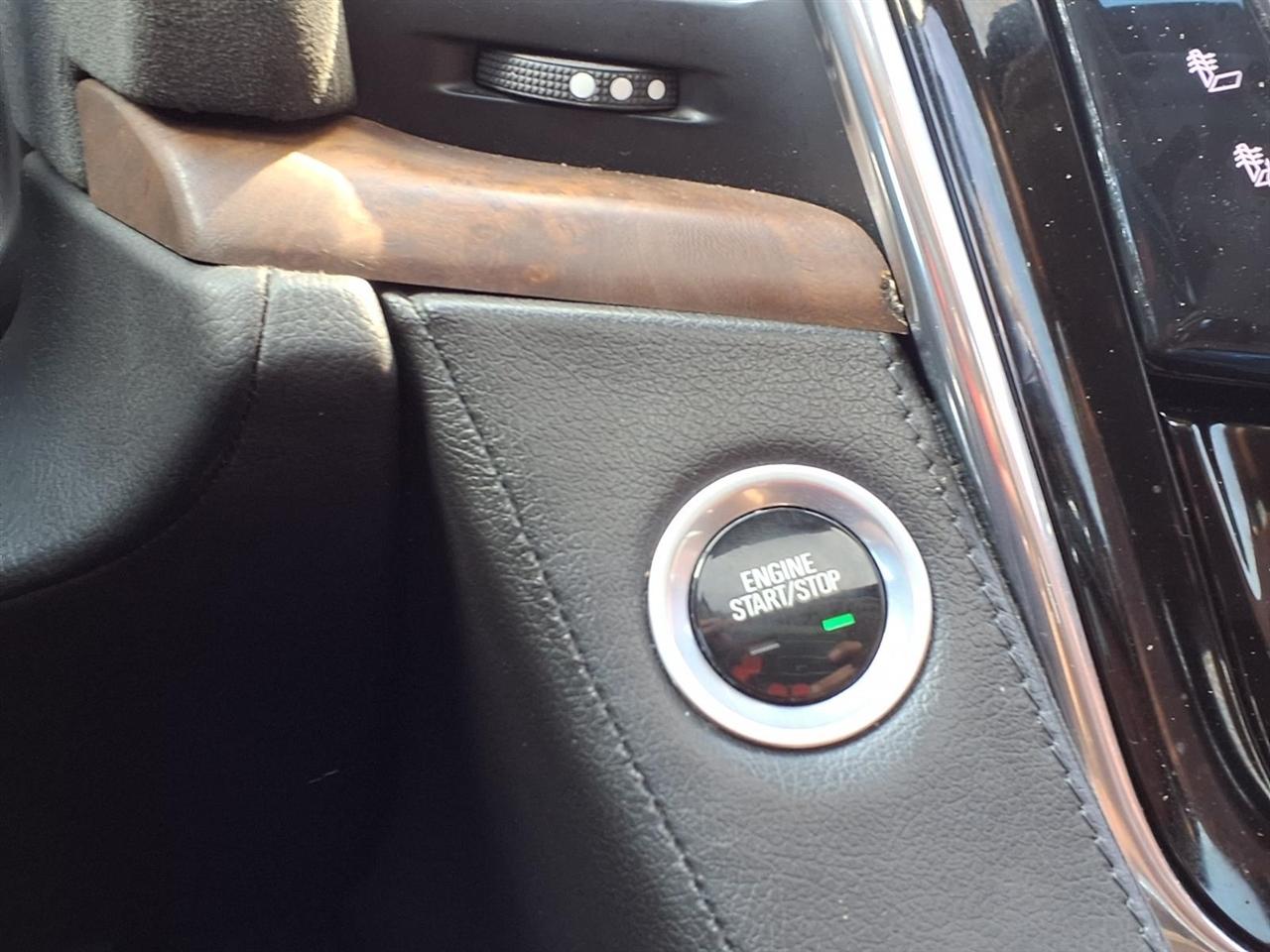 Cadillac Escalade Premium 4WD 2016