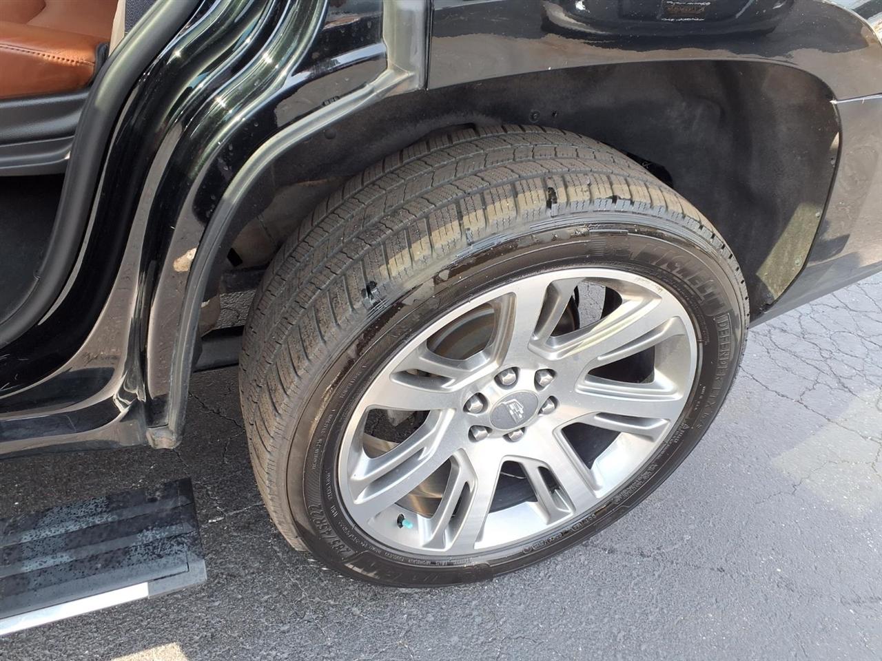 Cadillac Escalade Premium 4WD 2016