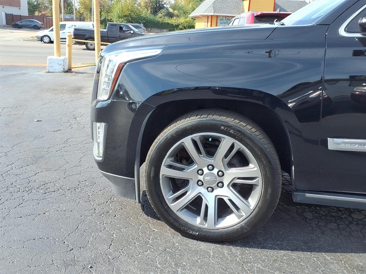 Cadillac Escalade Premium 4WD 2016