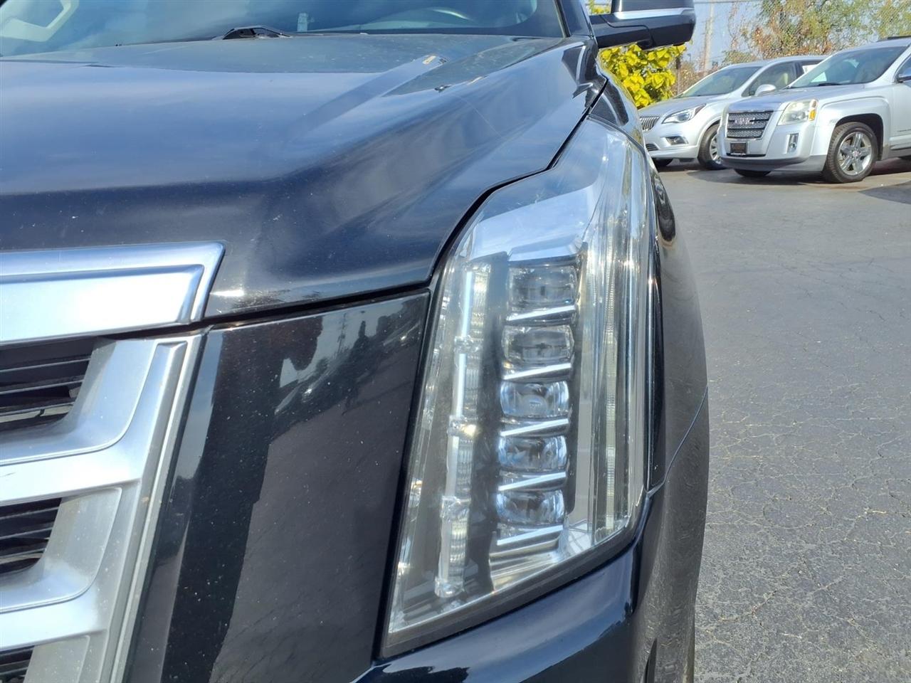 Cadillac Escalade Premium 4WD 2016