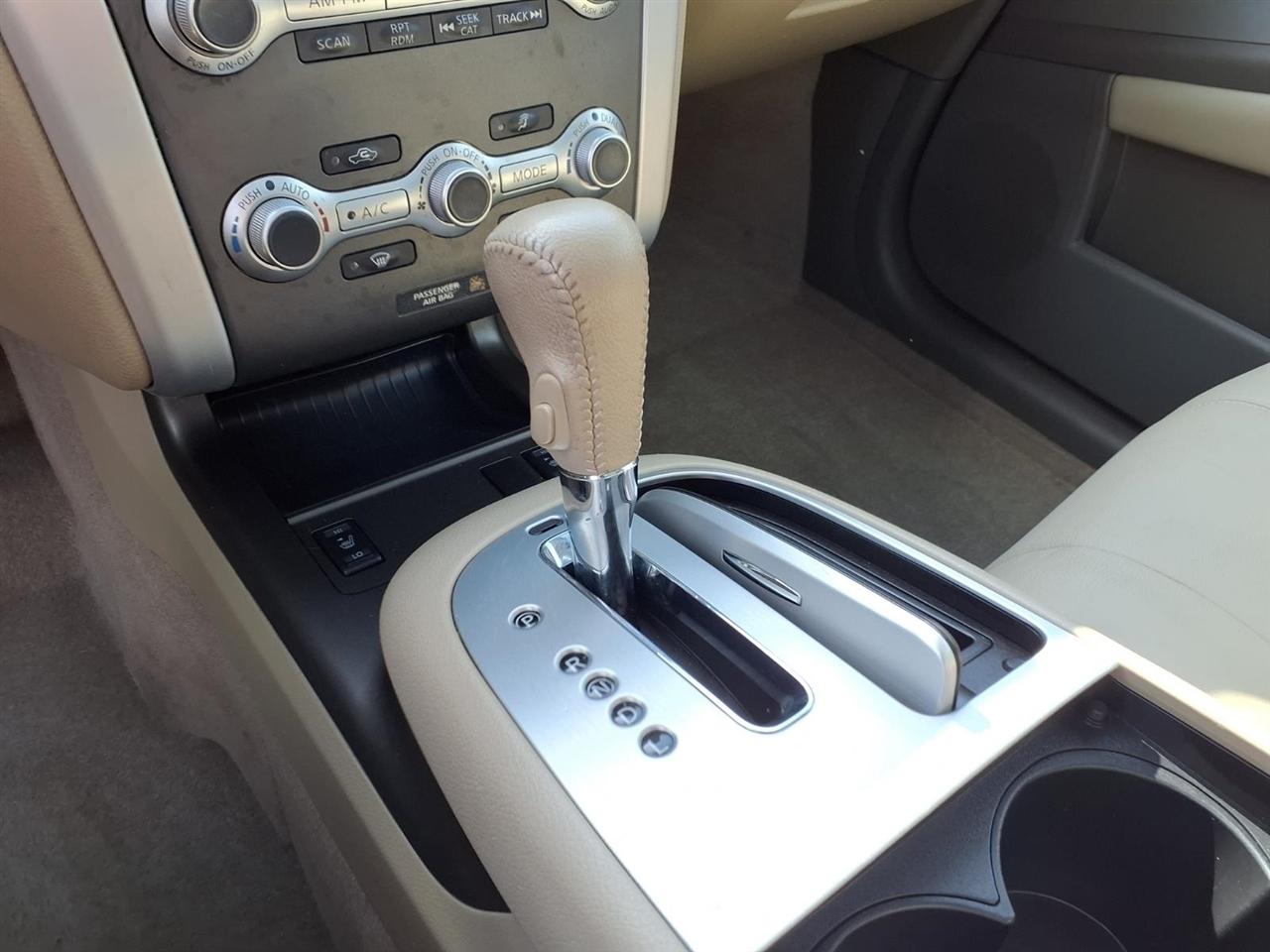 Nissan Murano SV 2012