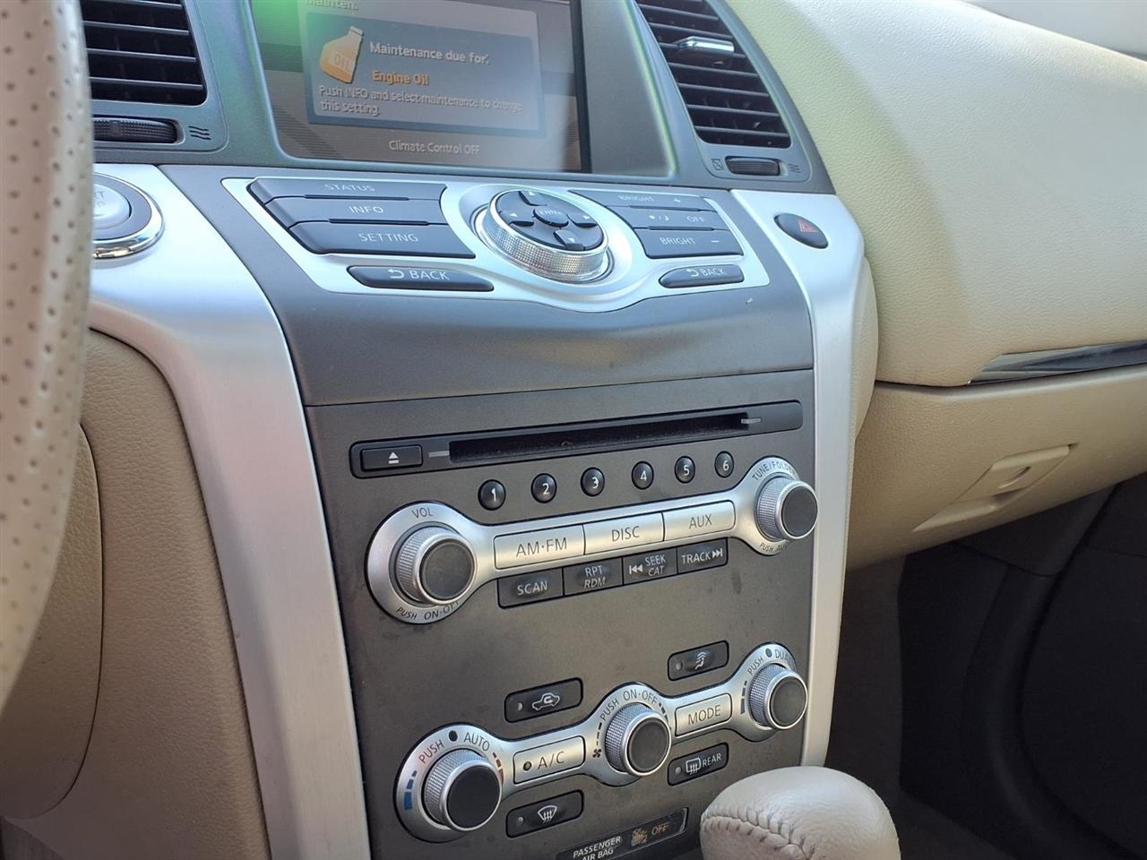 Nissan Murano SV 2012