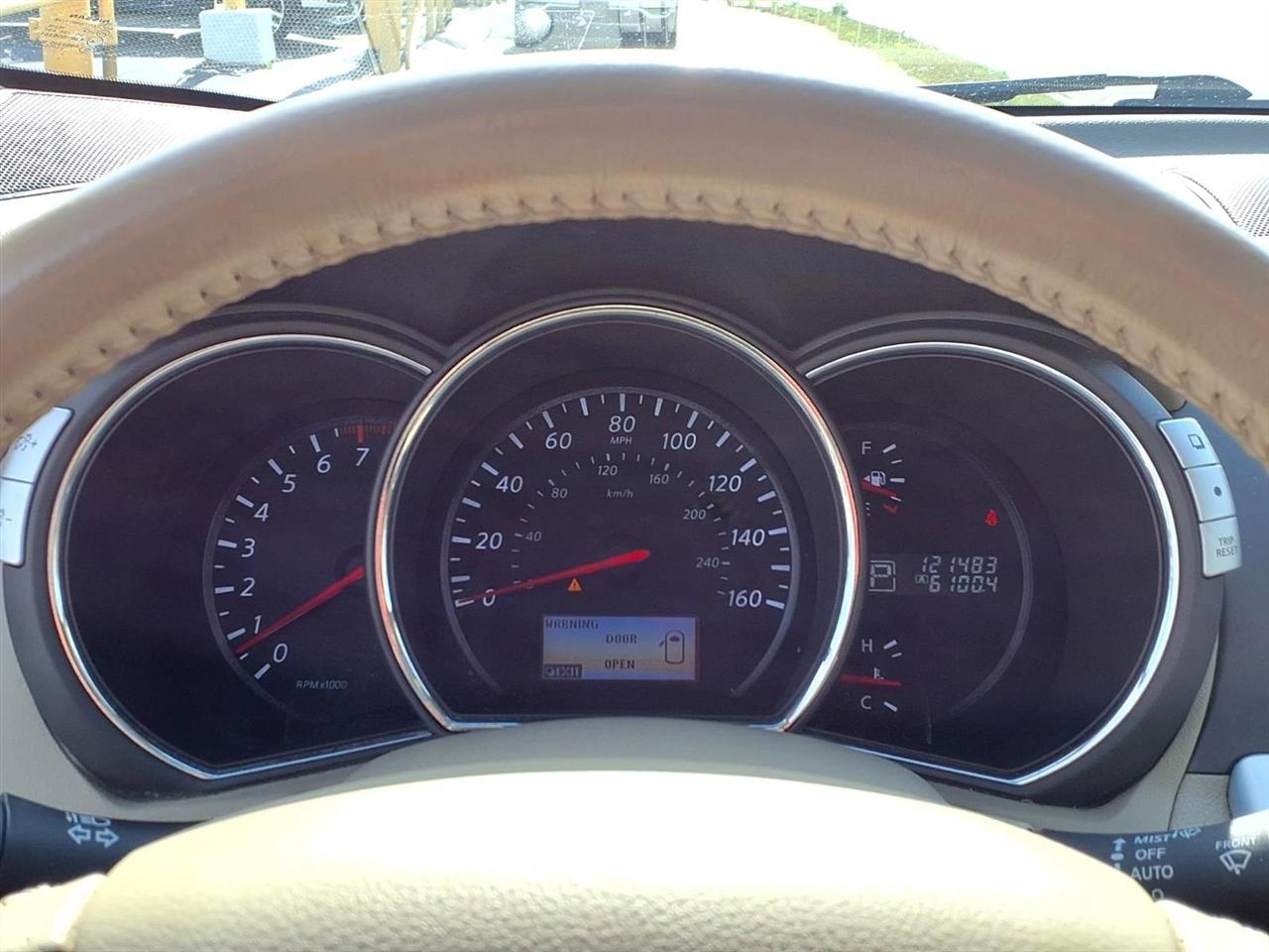 Nissan Murano SV 2012