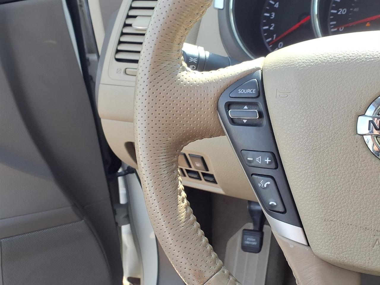 Nissan Murano SV 2012