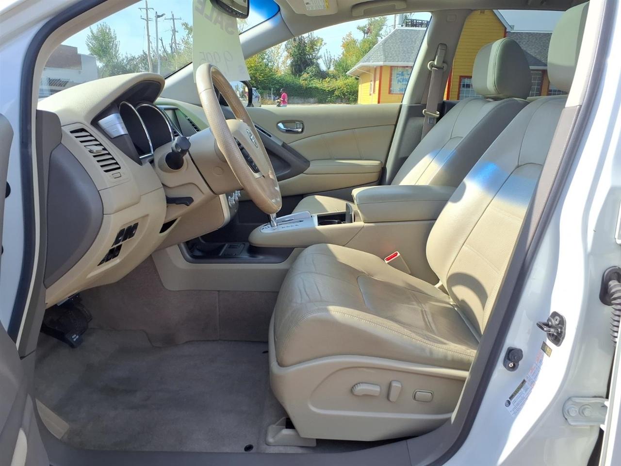 Nissan Murano SV 2012