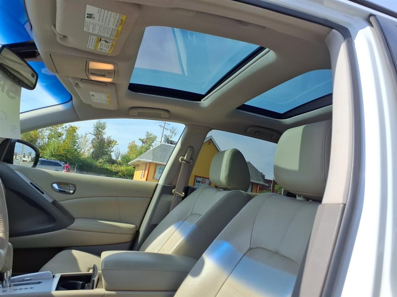 Nissan Murano SV 2012