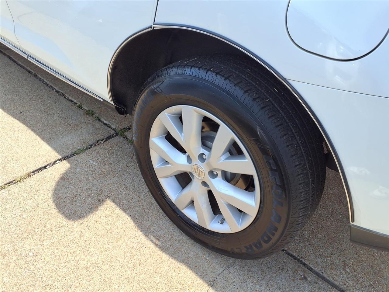 Nissan Murano SV 2012