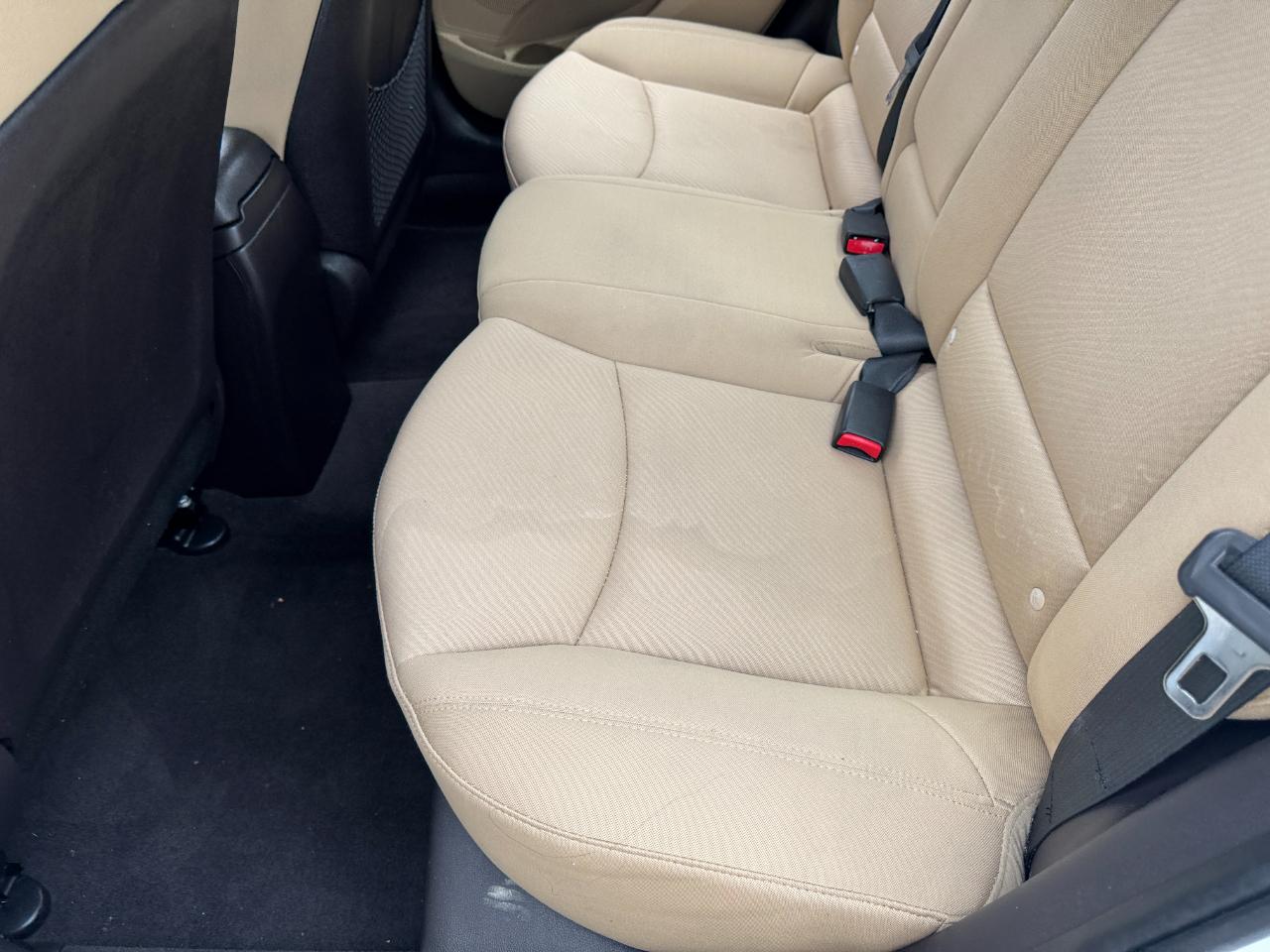 Hyundai Elantra GLS A/T 2012