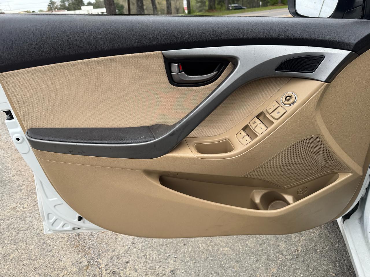 Hyundai Elantra GLS A/T 2012