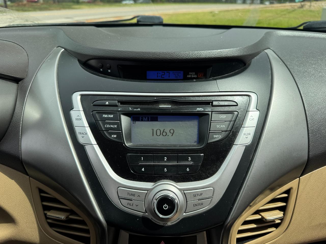 Hyundai Elantra GLS A/T 2012