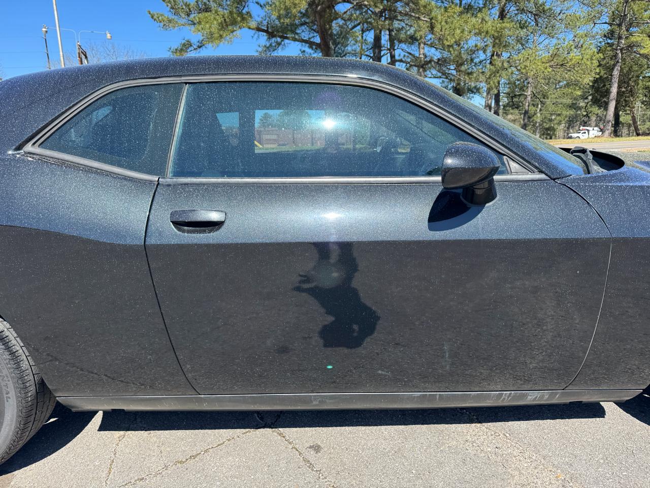 Dodge Challenger SE 2011