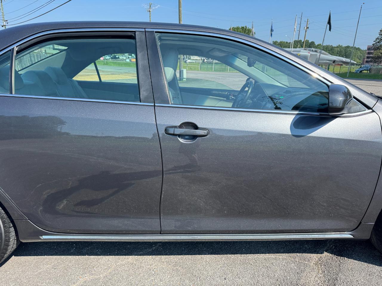 Toyota Camry Hybrid XLE 2014