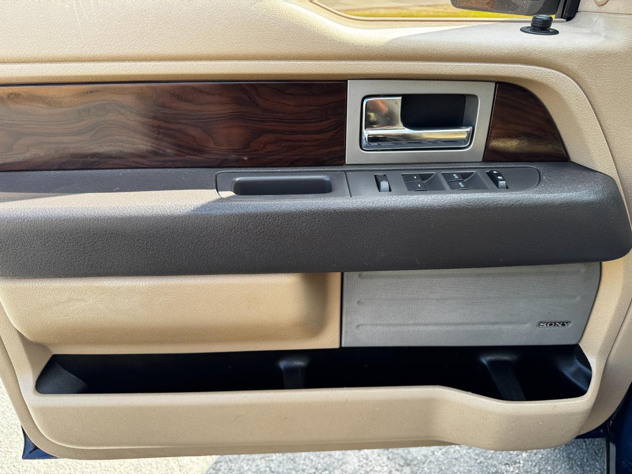 Ford F-150 Lariat SuperCrew 6.5-ft. Bed 4WD 2012