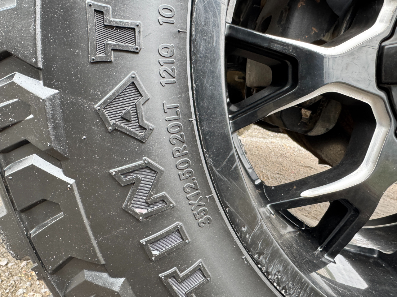 Chevrolet Suburban 1500 4WD w/1WT 2006