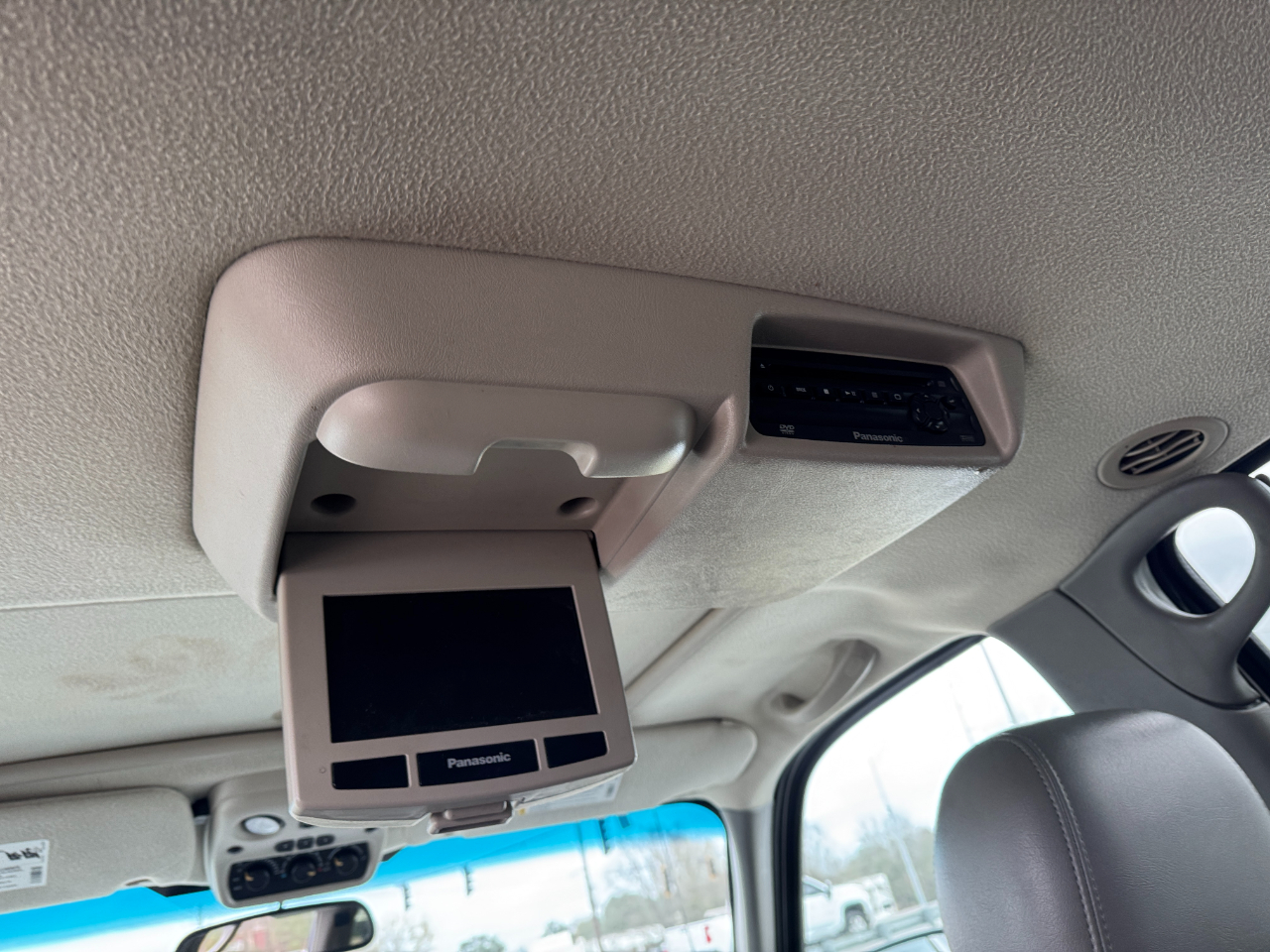 Chevrolet Suburban 1500 4WD w/1WT 2006