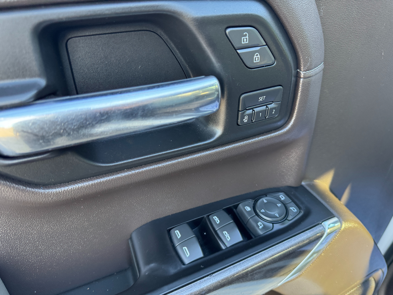 Chevrolet Silverado 1500 LTZ Crew Cab 4WD 2019