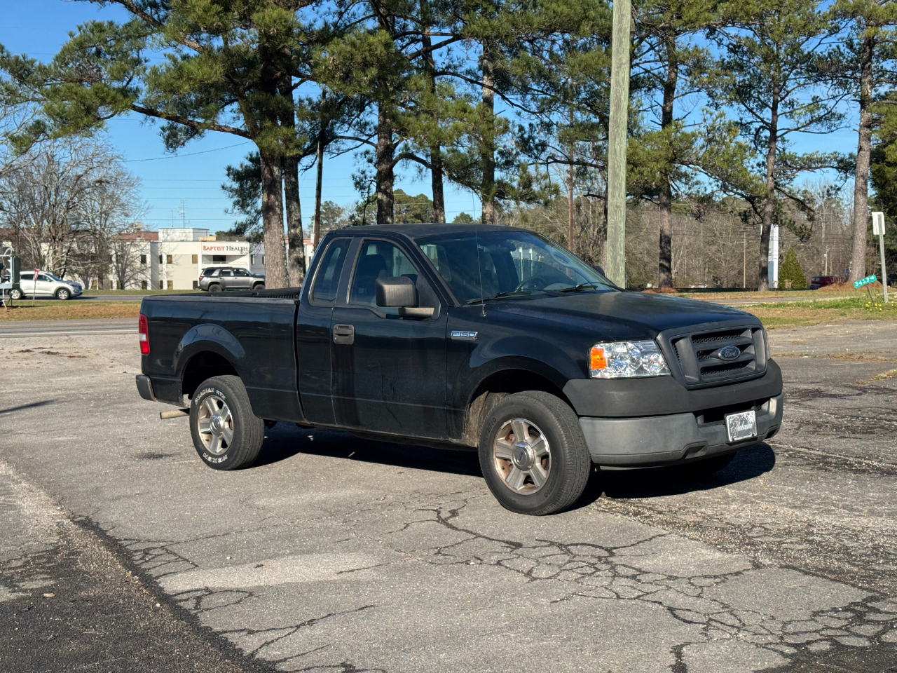 Ford F-150 XL 2WD 2005