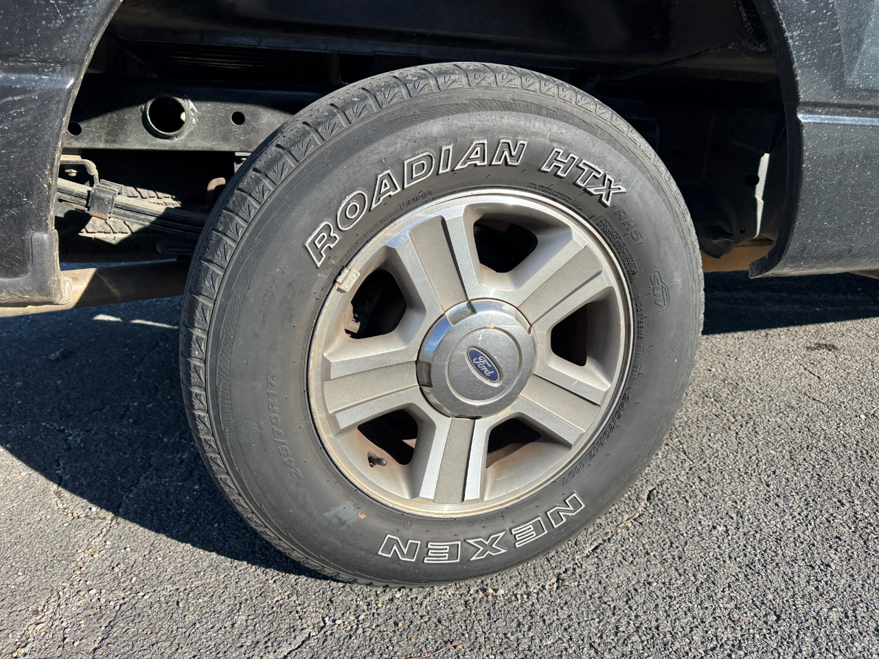 Ford F-150 XL 2WD 2005