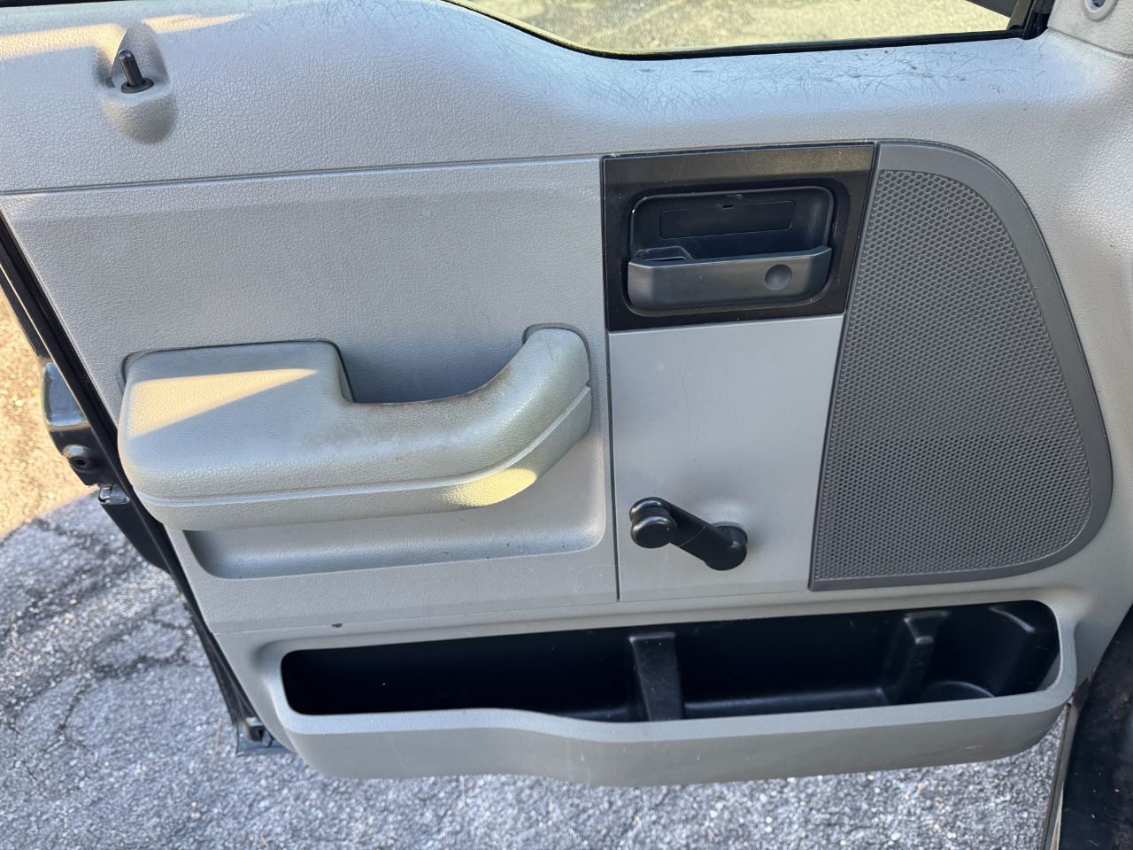 Ford F-150 XL 2WD 2005