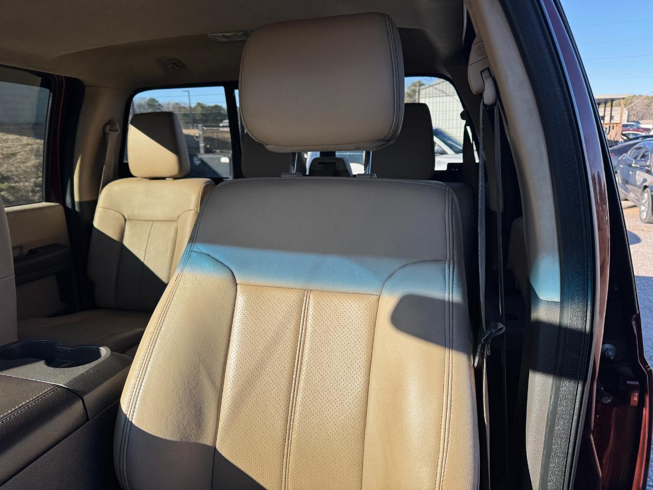 Ford F-250 SD Lariat Crew Cab Long Bed 4WD 2015