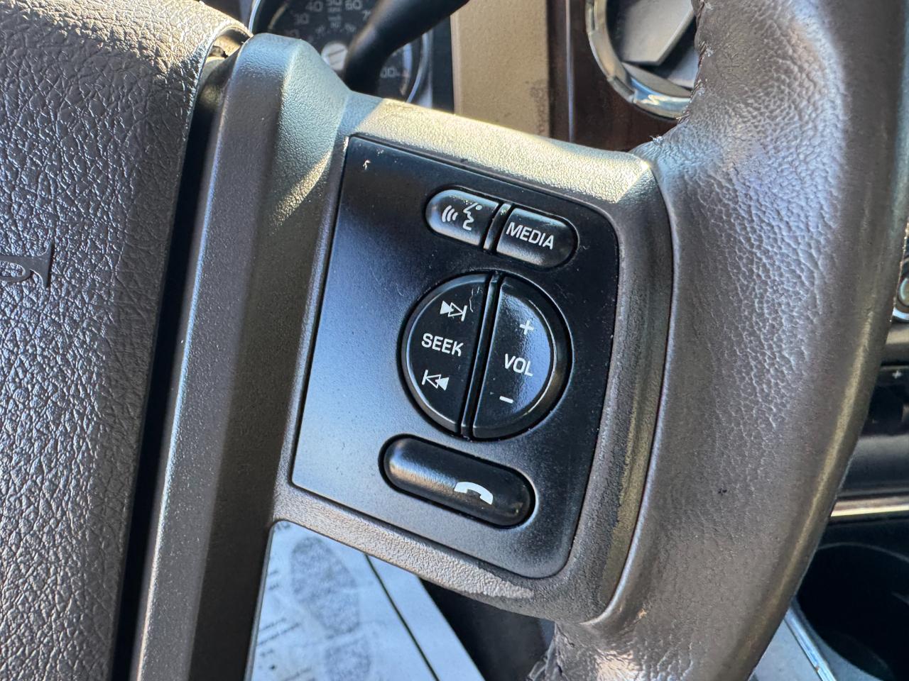 Ford F-250 SD Lariat Crew Cab Long Bed 4WD 2015