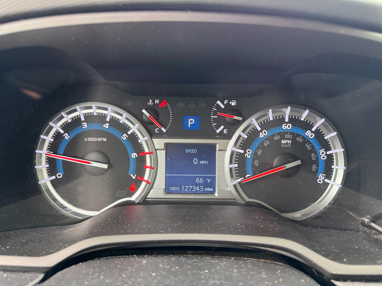 Toyota 4Runner SR5 2WD 2016