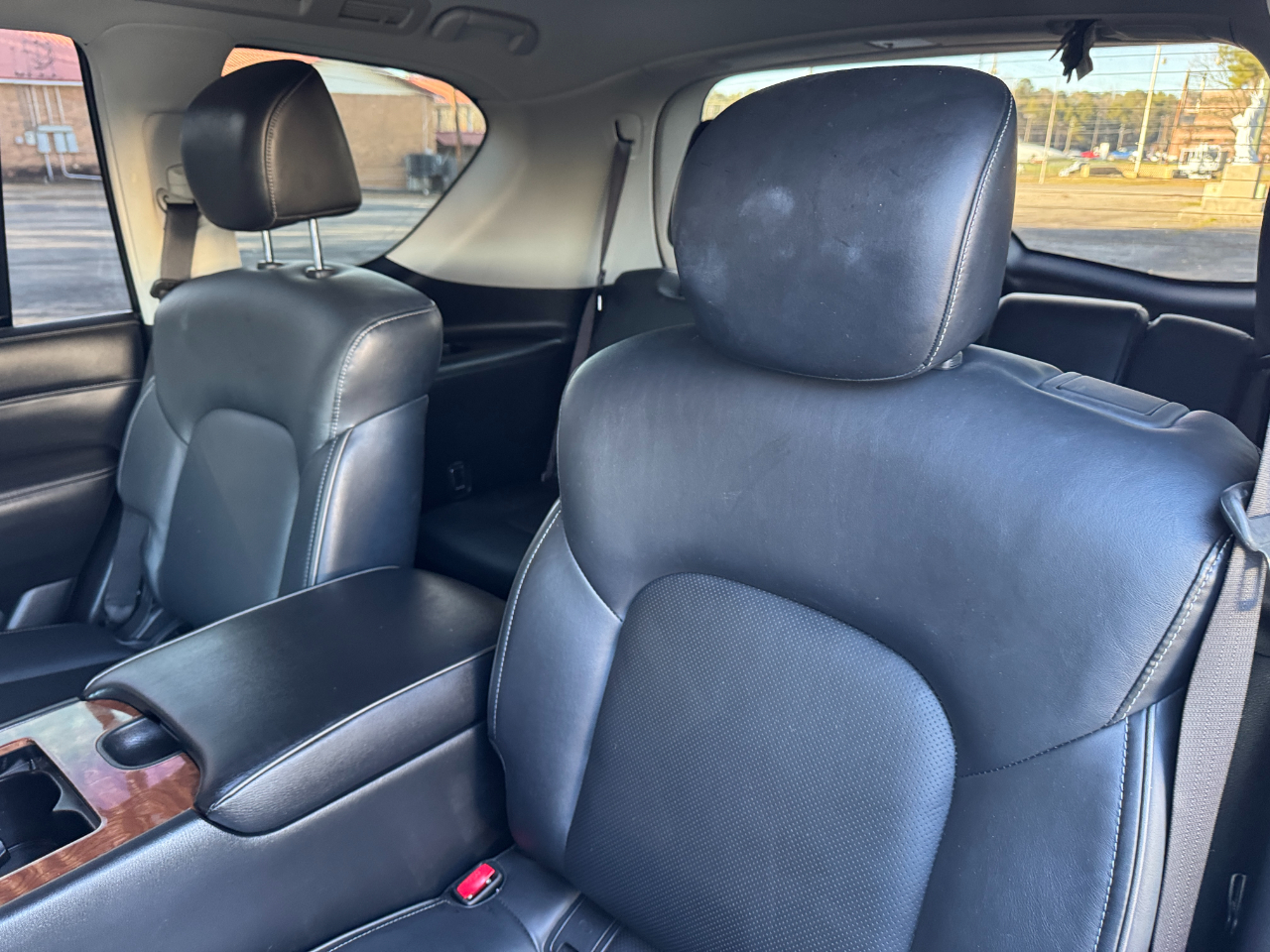 Infiniti QX80 LUXE 2019