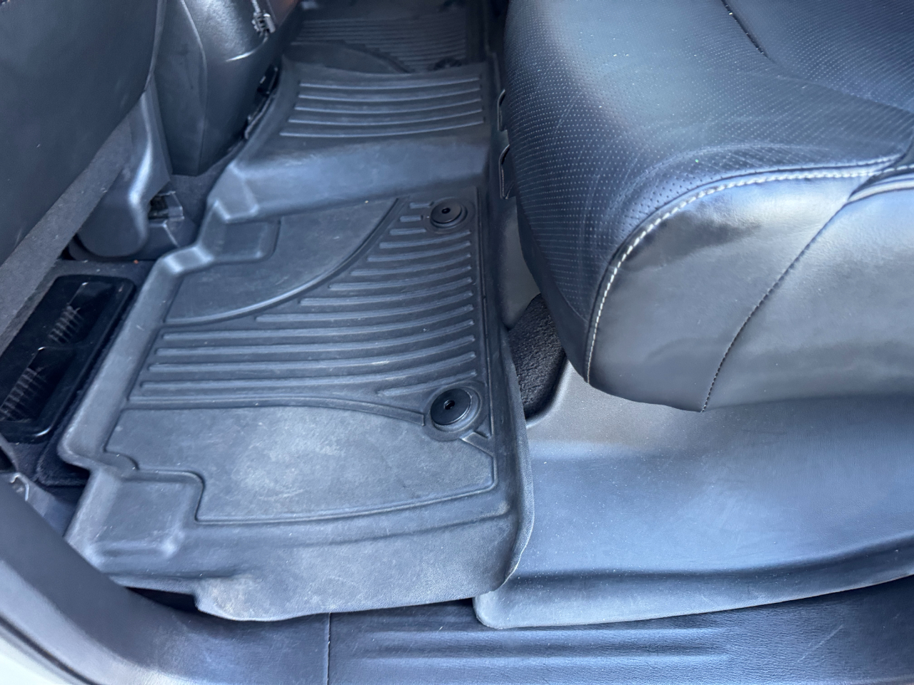 Infiniti QX80 LUXE 2019