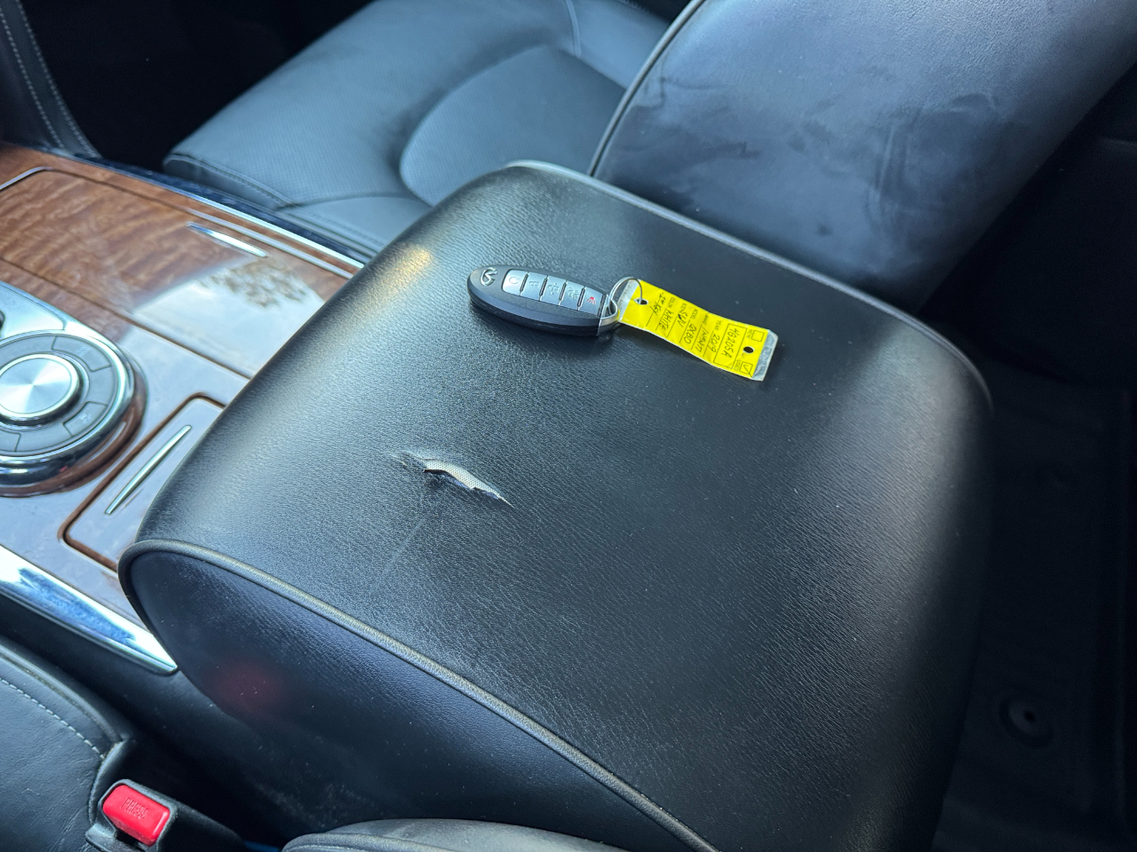 Infiniti QX80 LUXE 2019