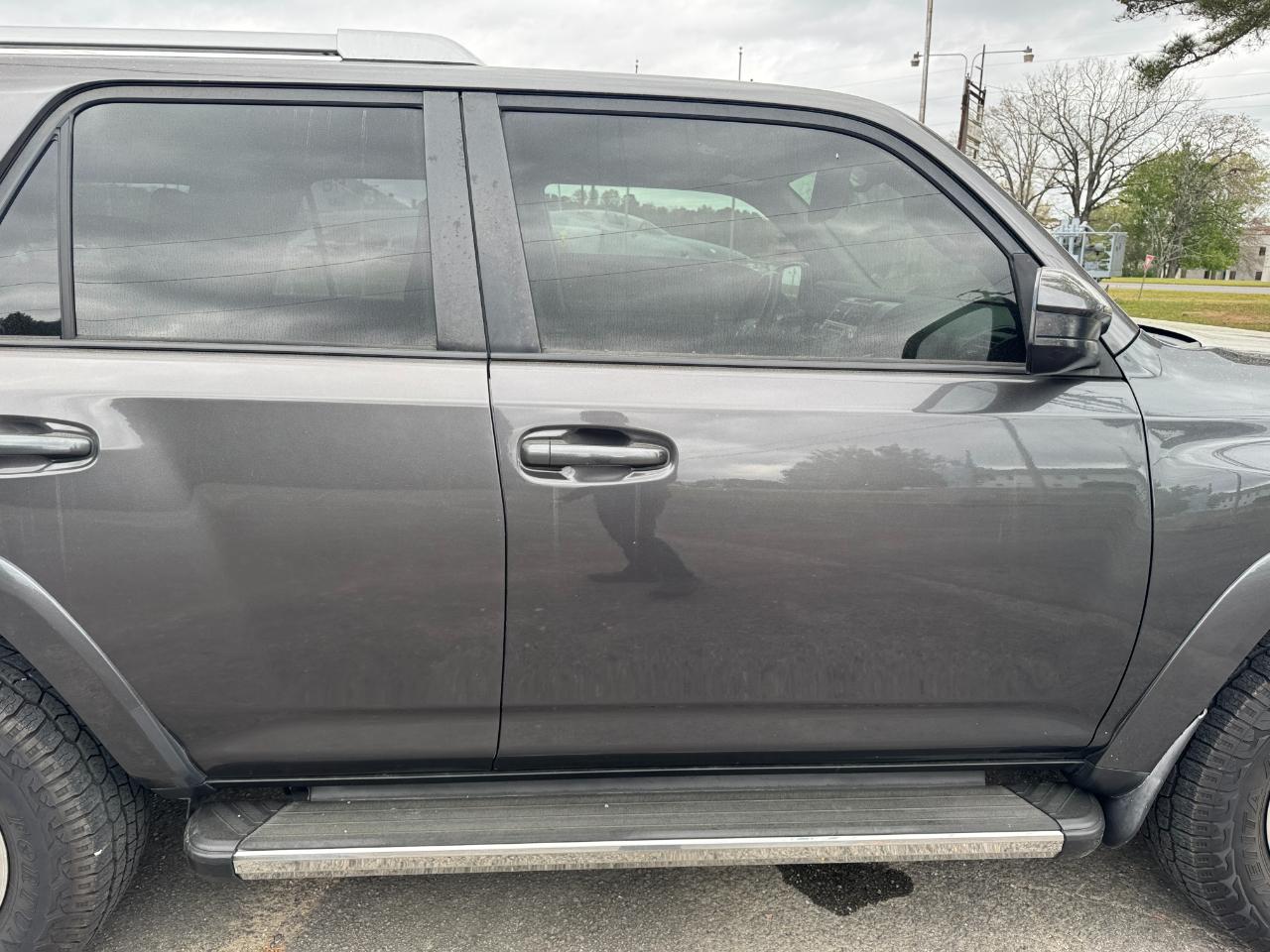 Toyota 4Runner SR5 2WD 2014