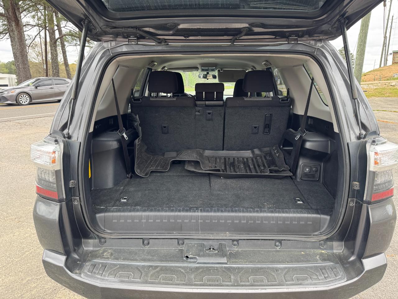 Toyota 4Runner SR5 2WD 2014