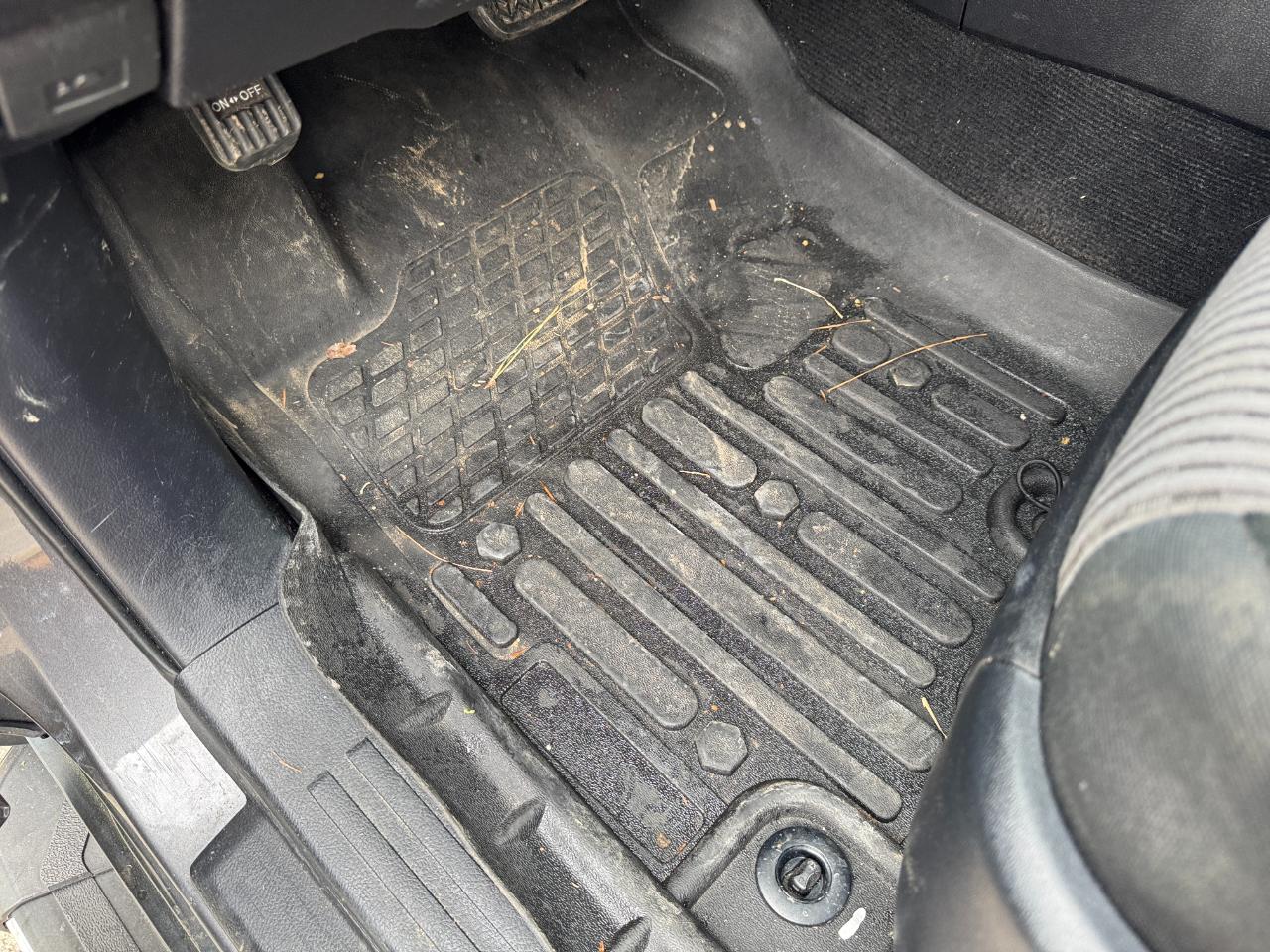 Toyota 4Runner SR5 2WD 2014