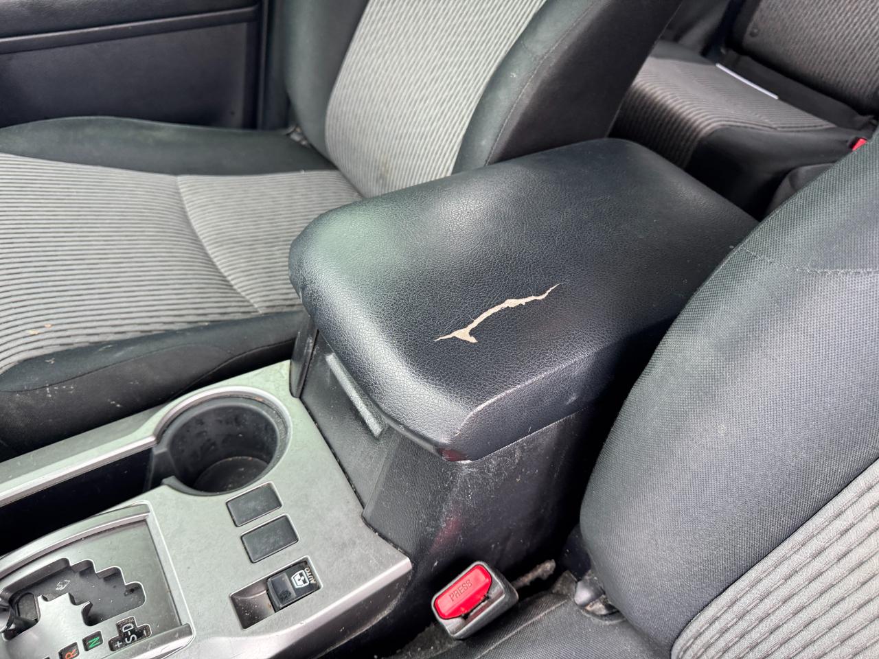 Toyota 4Runner SR5 2WD 2014