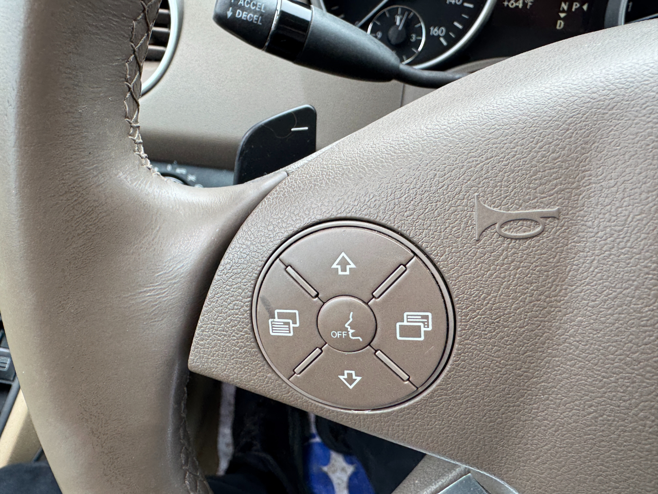 Mercedes-Benz M-Class ML350 2010