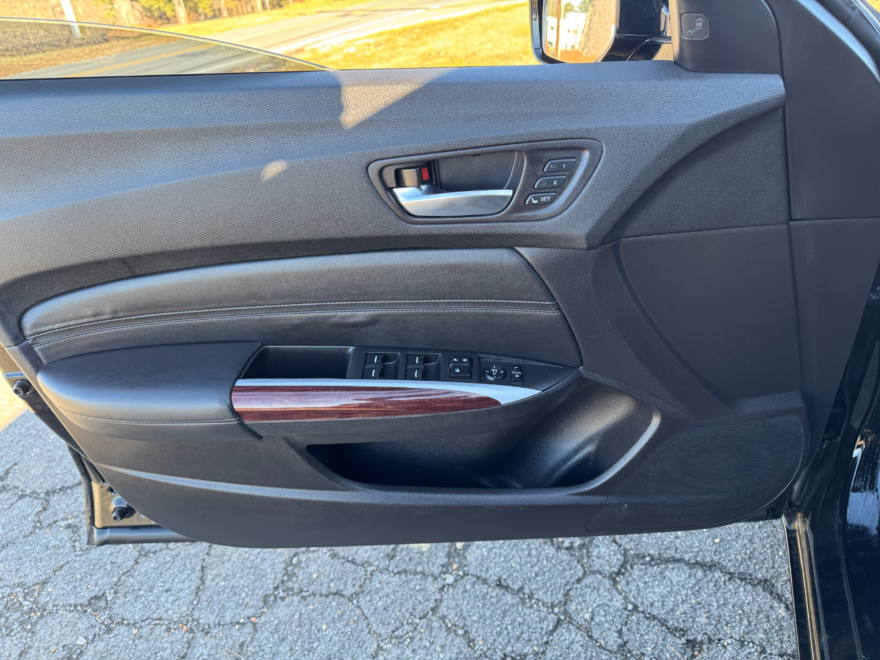 Acura TLX 9-Spd AT SH-AWD w/Technology Package 2015