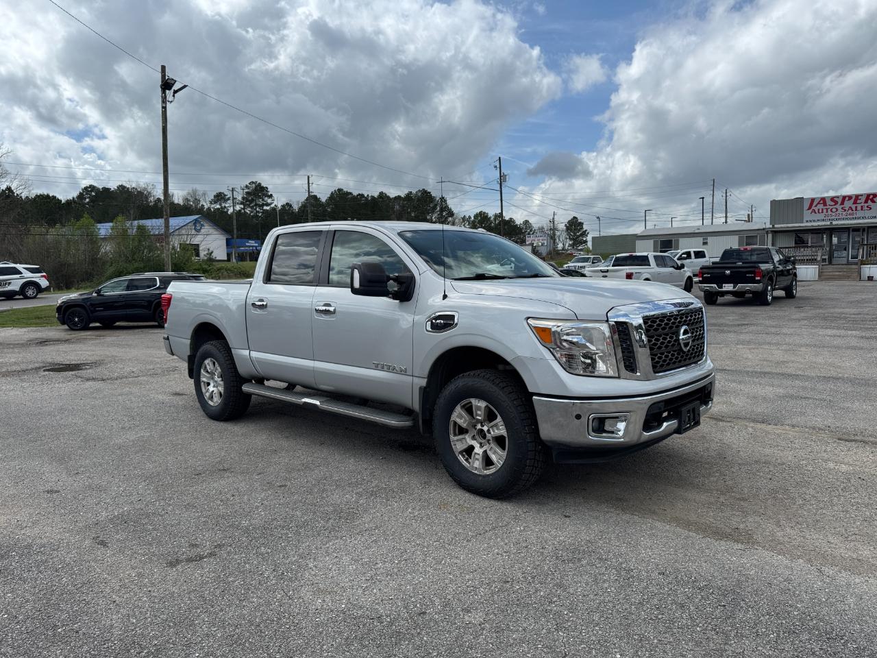 2017 Nissan Titan