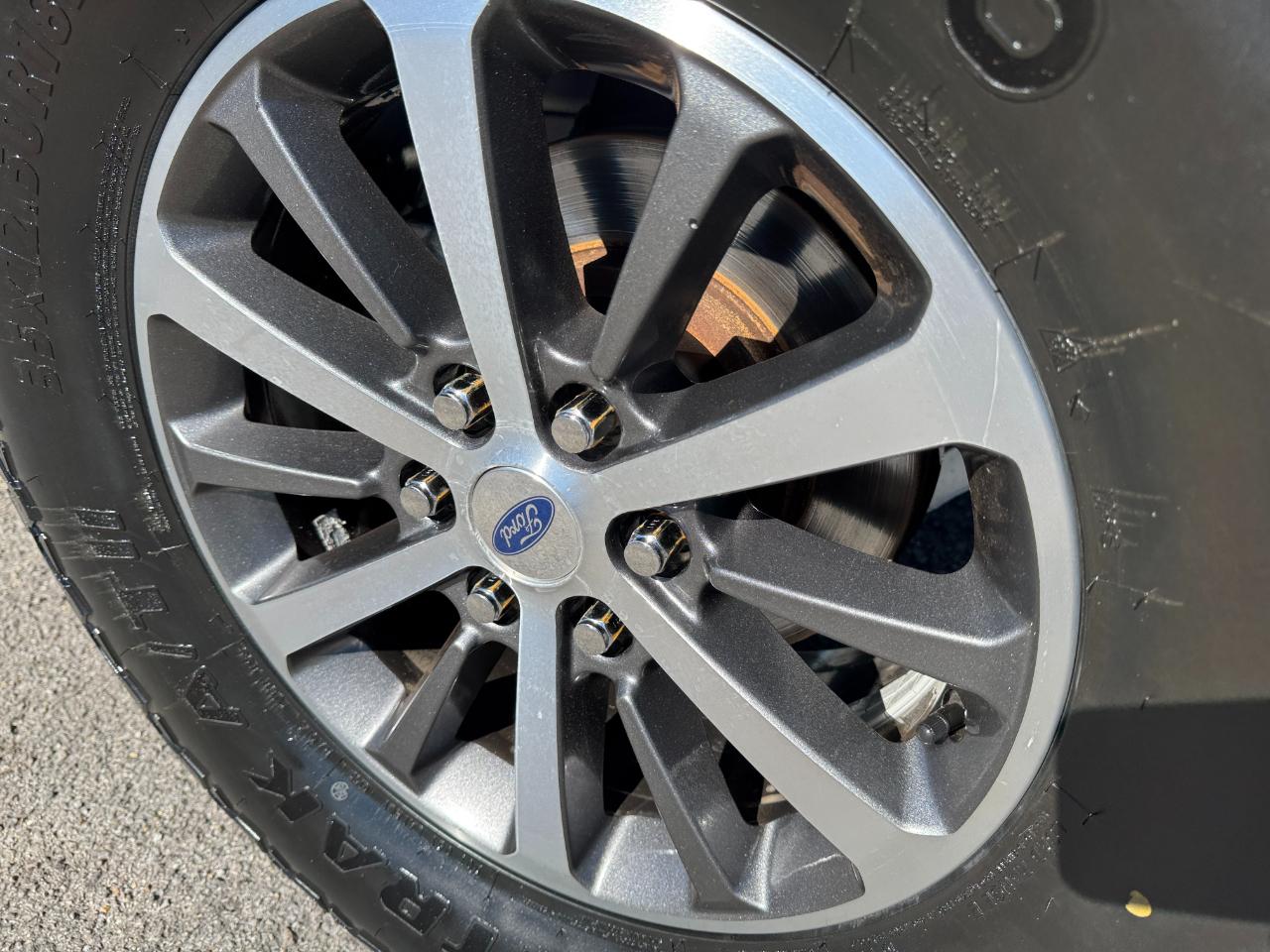 Ford F-150 Lariat SuperCab Long Bed 4WD 2005