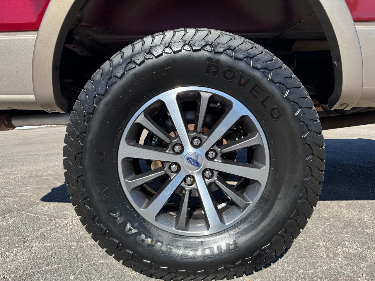 Ford F-150 Lariat SuperCab Long Bed 4WD 2005