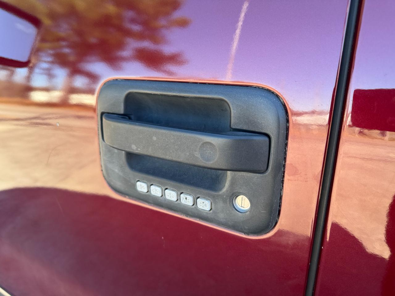 Ford F-150 Lariat SuperCab Long Bed 4WD 2005